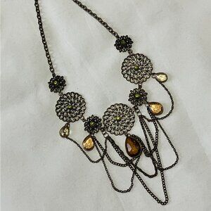 Victorian-styled Fashion Costume Necklace Goth Pinwheel Tear Drop Chain